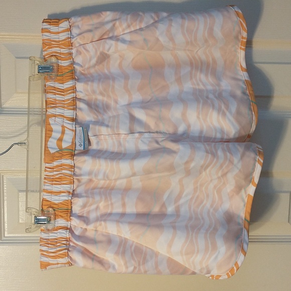 Columbia Cool Coast Shorts - Picture 8 of 9